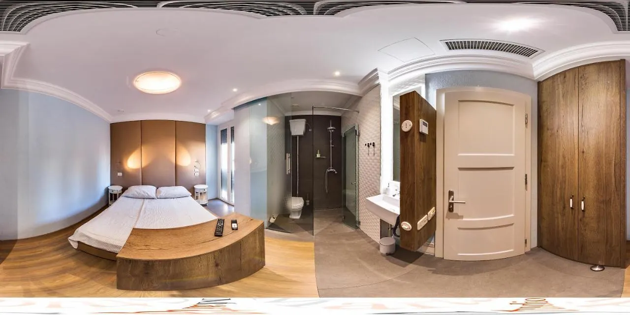 Marta Studios & Rooms Ljubljana Guest house